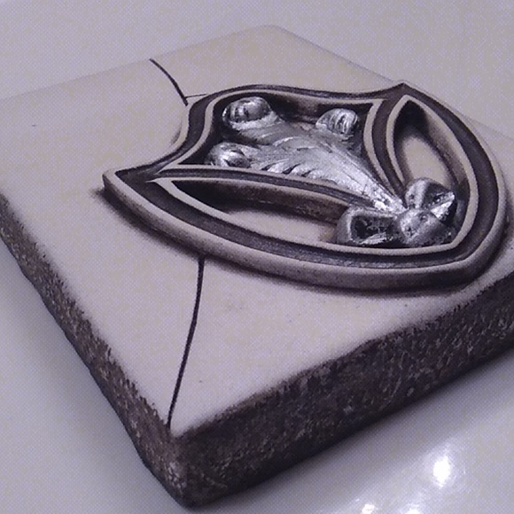 *Signed Bisque silver leaf, Atlantis Tile, like Sid Dickens. *Rare & Retired - Picture 3 of 10